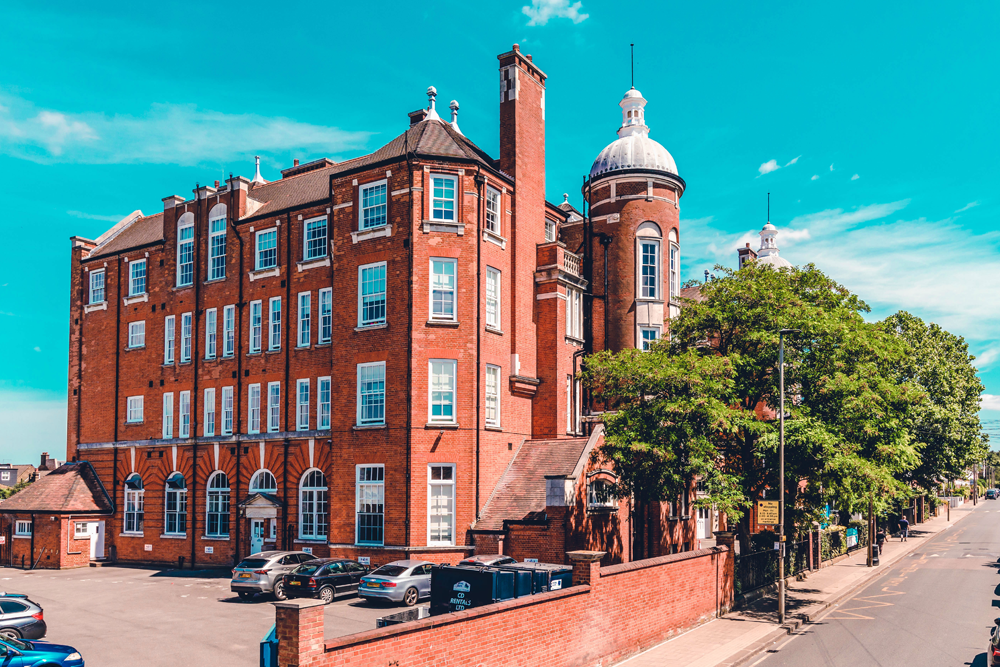 Thomas's Clapham